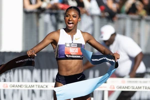 Masai Russell lập thành tích đáng nể trong lịch sử bộ môn điền kinh. (Ảnh: Grand Slam Track)