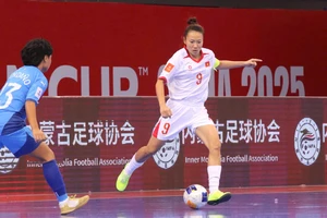 Thắng đậm Philippines, đội tuyển futsal nữ Việt Nam giành vé vào tứ kết. (Ảnh: VFF)