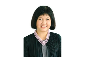 TS, Nghệ sĩ Ưu tú (NSƯT) Nguyễn Thị Thu Hà, Phó Cục trưởng Điện ảnh, Bộ Văn hóa, Thể thao và Du lịch.