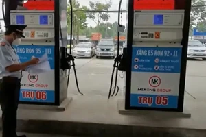 Phấn đấu 100% người nộp thuế thuộc diện sẽ sử dụng hóa đơn điện tử khởi tạo từ máy tính tiền. 