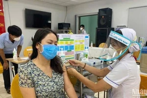Trong 4 tuần trở lại đây, Thành phố Hồ Chí Minh ghi nhận số ca mắc Covid-19 tăng nhẹ. (Ảnh: CHI MAI)