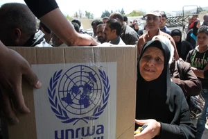 Những hoạt động nhân đạo của UNRWA trên lãnh thổ Israel đã bị hạn chế.