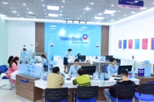 VietinBank thực hiện tinh gọn mạng lưới, thay thế bằng nền tảng số với mục tiêu tối ưu trải nghiệm của khách hàng, nâng cao hiệu quả hoạt động của ngân hàng.