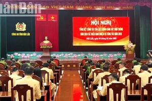 Quang cảnh hội nghị.