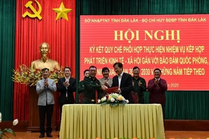 Lãnh đạo Sở Nông nghiệp và Phát triển nông thôn tỉnh Đắk Lắk và Bộ Chỉ huy Bộ đội Biên phòng tỉnh ký kết quy chế phối hợp thực hiện nhiệm vụ kết hợp phát triển kinh tế-xã hội gắn với bảo đảm quốc phòng-an ninh giai đoạn 2025-2030 và những năm tiếp theo. 