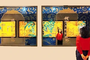 Tác phẩm của Trần Hậu Yên Thế được trưng bày tại đường hầm nhà Quốc hội. Ảnh của Tạp chí Mỹ thuật 