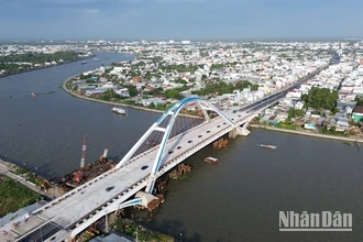Chính thức đưa cầu Trần Hoàng Na bắc qua sông Cần Thơ vào sử dụng