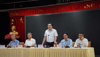 Cục trưởng Cục Điều tiết điện lực (Bộ Công thương) Trần Việt Hòa cung cấp thông tin về tình hình cung ứng điện.