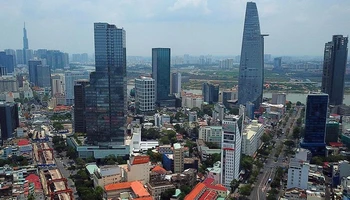 Thành phố Hồ Chí Minh là hạt nhân, cực tăng trưởng của vùng Đông Nam Bộ.