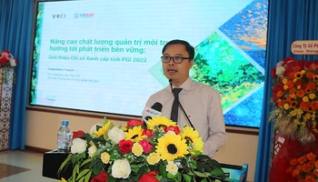 Phó trưởng Ban Pháp chế VCCI Phạm Ngọc Thạch trình bày tham luận tại hội thảo.