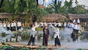 Đặc sắc chương trình nghệ thuật “Nụ cười Hậu Giang” tại lễ khai mạc.