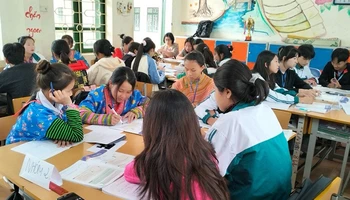 Giờ tự học của học sinh Trường phổ thông dân tộc nội trú THPT huyện Mường Nhé.