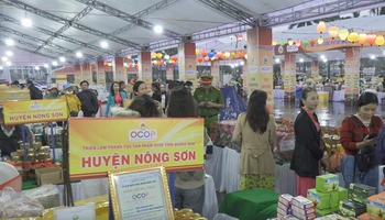 Gần 100 gian hàng tham gia triển lãm thành tựu sản phẩm OCOP Quảng Nam