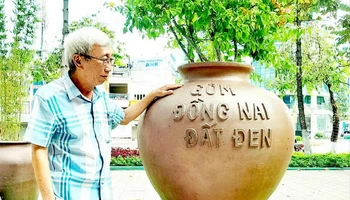 Sản phẩm dòng gốm đất đen truyền thống Biên Hòa-Đồng Nai.