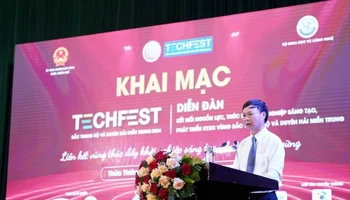 Thứ trưởng Bộ Khoa học và Công nghệ Hoàng Minh phát biểu tại sự kiện