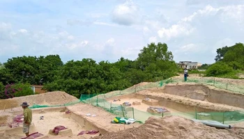 Khu vực khai quật khảo cổ Sa Huỳnh. (Ảnh: ĐÌNH CHÂU)