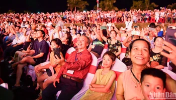 "Nhớ thương và tự hào, để thêm yêu mảnh đất Vĩnh Linh ngày nay"