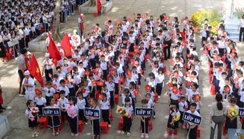 Trường Tiểu học Đài Sơn, thành phố Phan Rang-Tháp Chàm tổ chức tổng duyệt chương trình chuẩn bị cho lễ khai giảng năm học mới 2024-2025 diễn ra vào ngày 5/9. (Ảnh: NGUYỄN TRUNG)