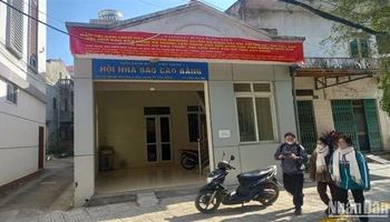 Đấu giá chuyển nhượng quyền sử dụng đất trụ sở Hội Nhà báo tỉnh Cao Bằng, nằm trong kế hoạch thu ngân sách năm 2023, hiện đang triển khai thực hiện.