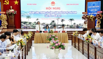 Quang cảnh hội nghị