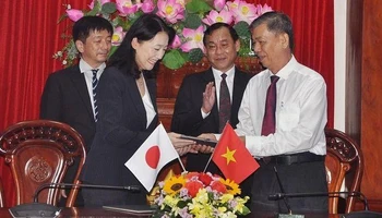 Sở Nông nghiệp và Phát triển nông thôn tỉnh Tiền Giang ký Ý định thư hợp tác với Tổ chức phát triển công nghệ công nghiệp và năng lượng mới Nhật Bản.