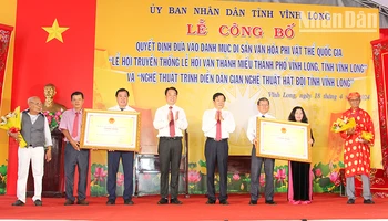 Vĩnh Long đón nhận 2 di sản văn hoá phi vật thể cấp quốc gia. 