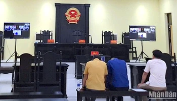 Các bị cáo tại phiên tòa phúc thẩm được xét xử trực tuyến vào sáng 14/3.