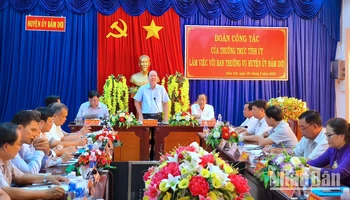 Cà Mau lưu ý không vì việc nhiều mà lơ là công việc phục vụ nhân dân