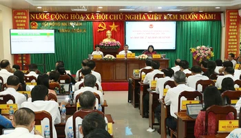 Quang cảnh kỳ họp.