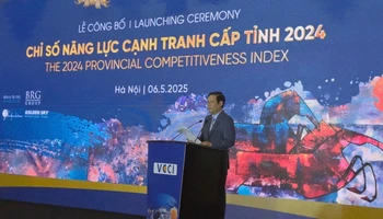 Chủ tịch VCCI Phạm Tấn Công phát biểu tại buổi lễ.