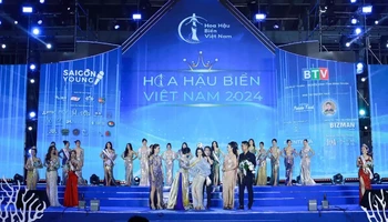 Lễ đăng quang Hoa hậu Biển Việt Nam 2024 tại Bình Thuận cùng đơn vị tổ chức Hoa hậu Doanh nhân du lịch Thế giới thực hiện.