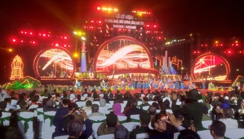 Toàn cảnh lễ kỷ niệm.