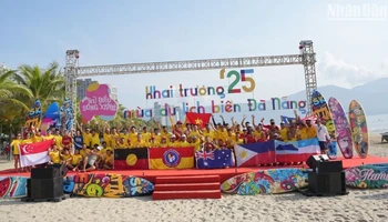Đà Nẵng khai trương mùa du lịch biển Đà Nẵng 2025 sáng 29/4. (Ảnh: ANH ĐÀO)
