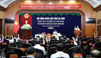 Hội đồng nhân dân tỉnh Hà Nam thông qua nghị quyết về chủ trương sắp xếp đơn vị hành chính cấp tỉnh, xã.