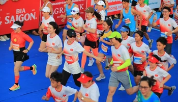 Gần 12.000 vđv tham gia giải Tiền Phong Marathon 2024 tại Phú Yên 