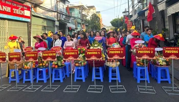 Các đơn vị của thành phố Vũng Tàu dâng hương tưởng nhớ các Vua Hùng. 
