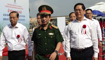 Đại tướng Phan Văn Giang, Bộ trưởng Quốc phòng tham dự Lễ thông xe Dự án thành phần 3 cao tốc Biên Hòa-Vũng Tàu.