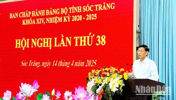 Bí thư Tỉnh ủy Sóc Trăng chỉ đạo hội nghị.