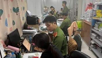Lực lượng Cơ quan Cảnh sát điều tra Công an tỉnh Đồng Nai kiểm tra Công ty cổ phần vận tải Hòa Thịnh Phát.