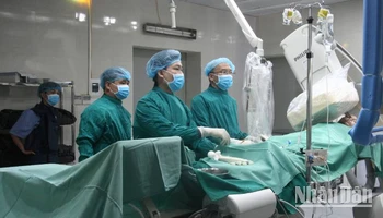 Bước tiến mới trong can thiệp mạch tại Bệnh viện Đa khoa tỉnh Lạng Sơn.