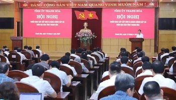Toàn cảnh hội nghị.