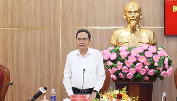 Chủ tịch Quốc hội Trần Thanh Mẫn phát biểu tại buổi làm việc.