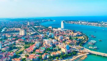 [Video] Quảng Bình thông qua Nghị quyết hợp nhất tỉnh, sắp xếp lại đơn vị hành chính cấp xã