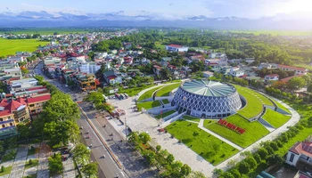 Một góc thành phố Điện Biên Phủ khang trang, rực rỡ hôm nay. (Ảnh: Sở Văn hóa, Thể thao và Du lịch tỉnh Điện Biên)