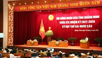 Quang cảnh kỳ họp thứ 26 Hội đồng nhân dân tỉnh Quảng Ninh khóa XIV, nhiệm kỳ 2021-2026.