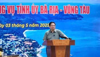 Thủ tướng Chính phủ Phạm Minh Chính phát biểu ý kiến tại cuộc làm việc với Ban Thường vụ Tỉnh ủy Bà Rịa-Vũng Tàu. (Ảnh: VŨ TÂN)