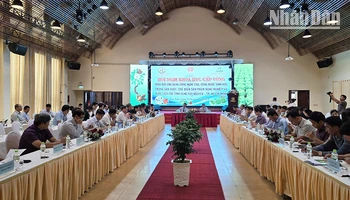 Quang cảnh hội nghị.