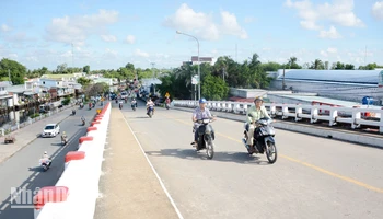 Một góc trung tâm huyện Vĩnh Thuận.