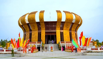 Đền thờ Vua Hùng tại thành phố Cần Thơ.