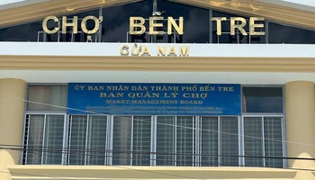 Thanh tra tỉnh Bến tre xác định Sở Tài nguyên và Môi trường chậm tham mưu xác định giá đất để thu tiền thuê đất đối với Ban Quản lý chợ thành phố Bến Tre. (Ảnh: HOÀNG TRUNG)